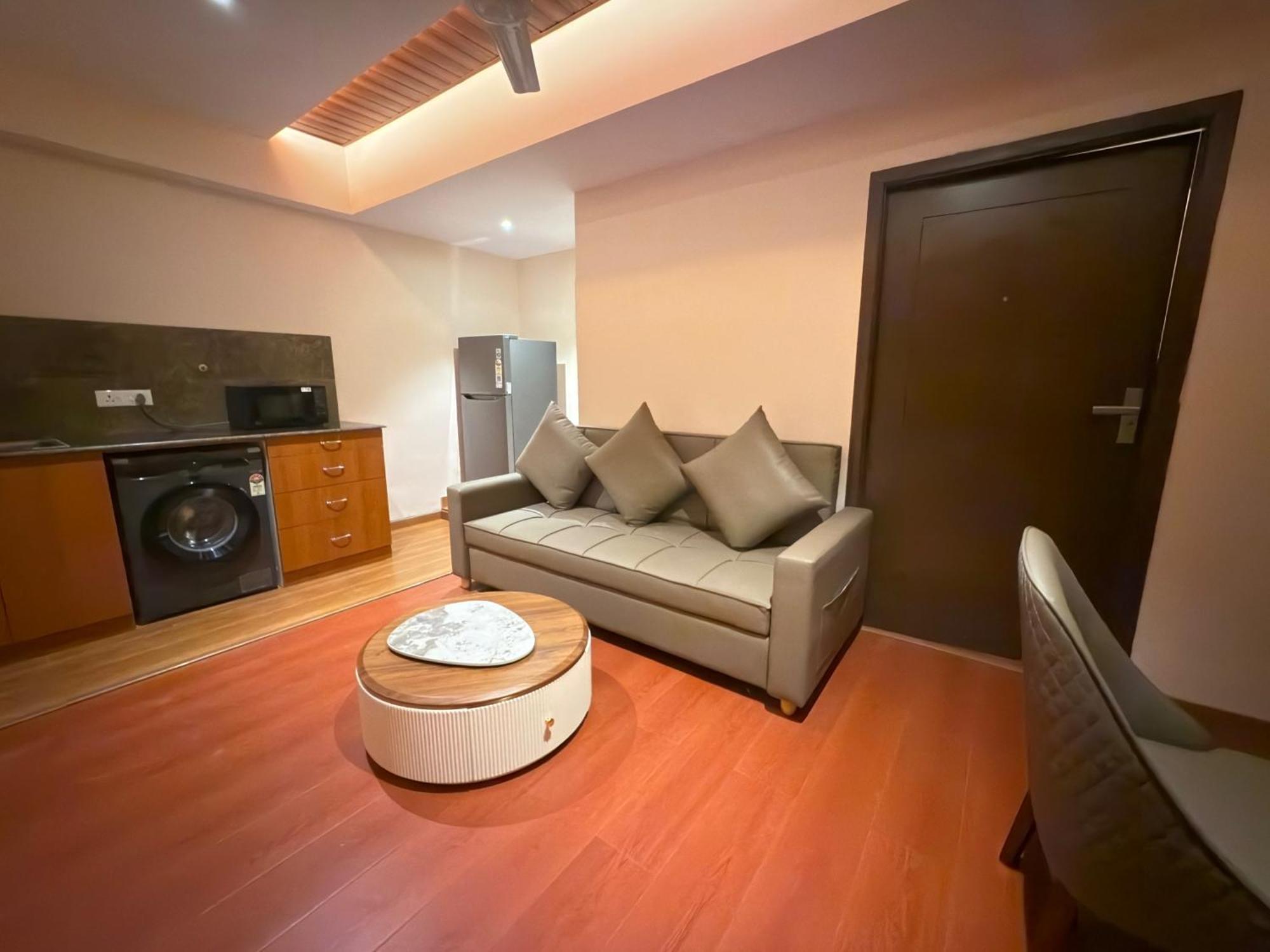 Park Avenue Hotel & Apartments Trichy Tiruchirappalli Esterno foto