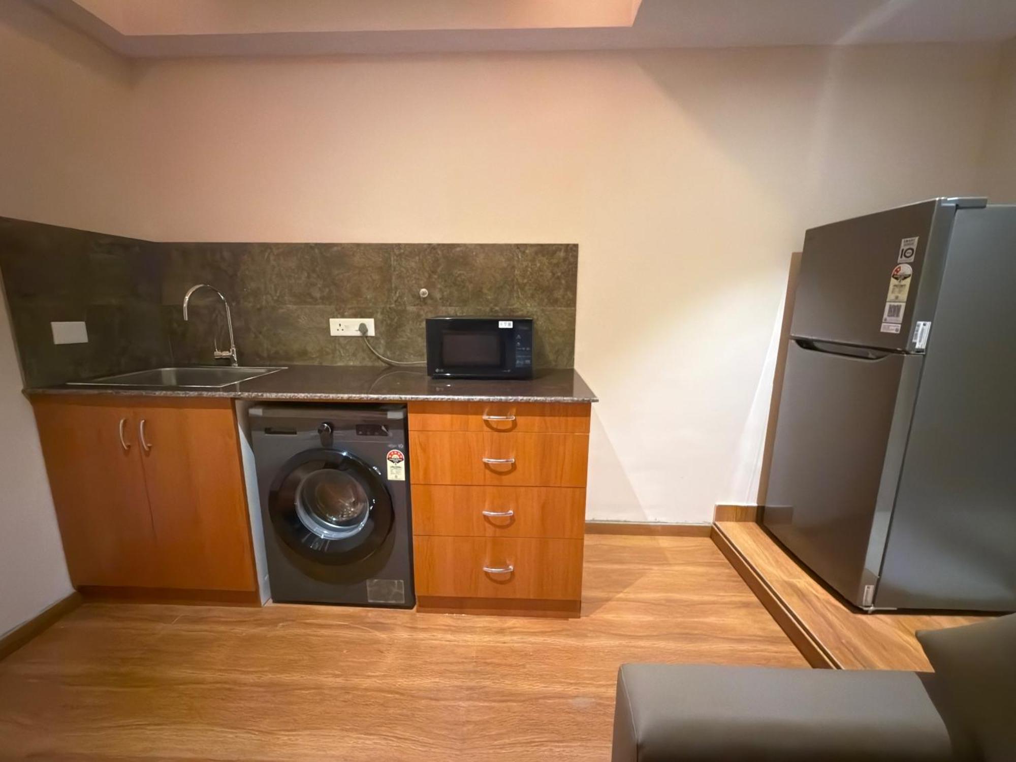 Park Avenue Hotel & Apartments Trichy Tiruchirappalli Esterno foto